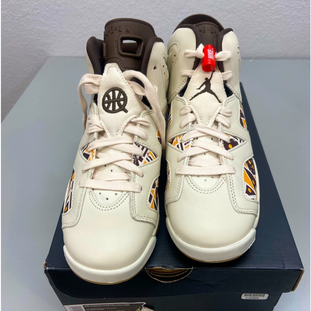 Air Jordan Retro 6 Q54